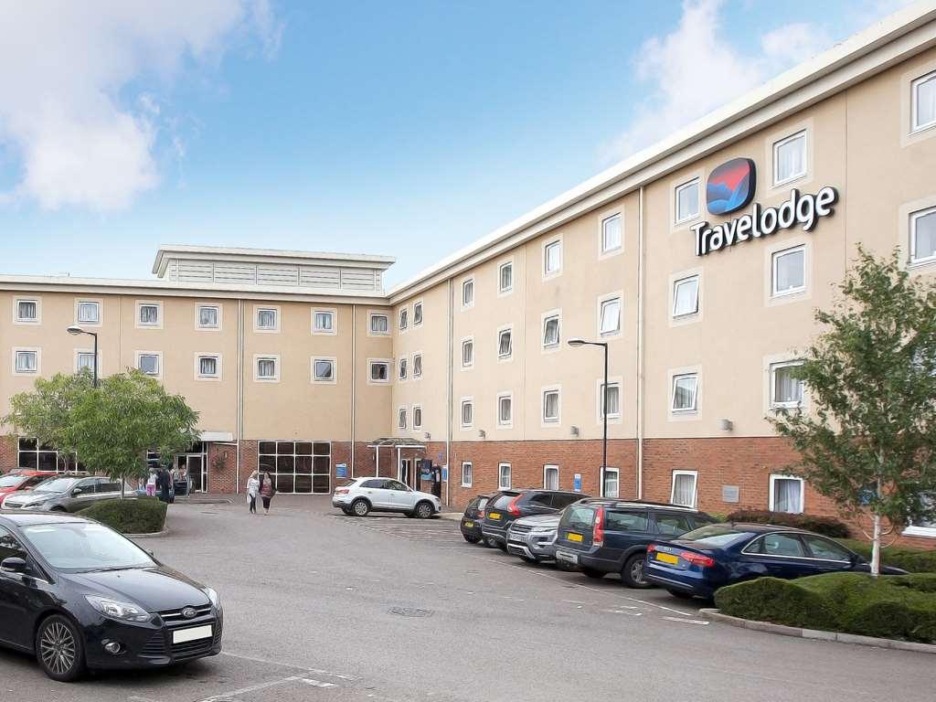 Travelodge Cheltenham Kültér fotó